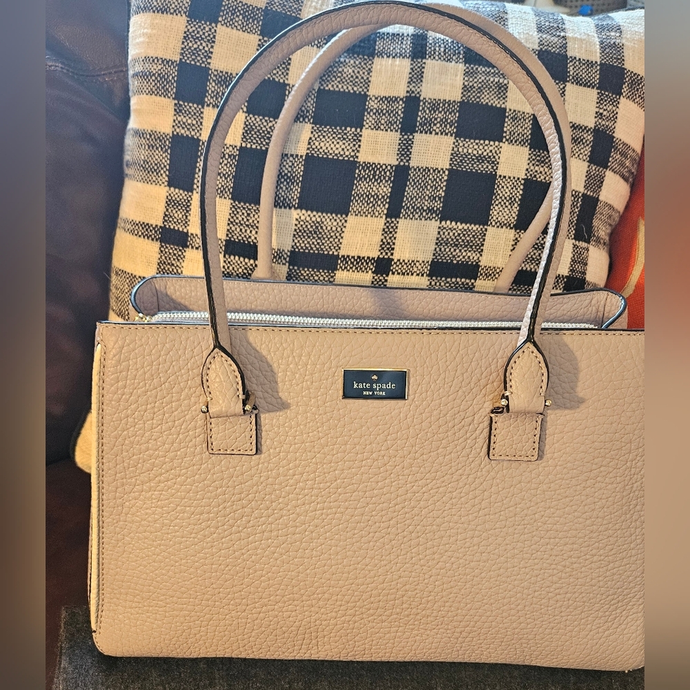 Kate Spade Prospect Place Phila Nouveau Neutral NWT - Picture 9 of 11